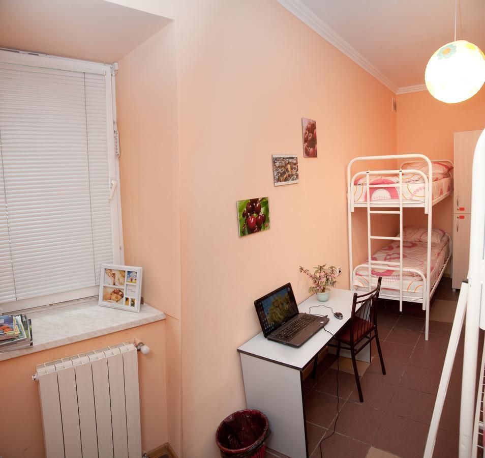 Cherry Hostel Lviv Dış mekan fotoğraf