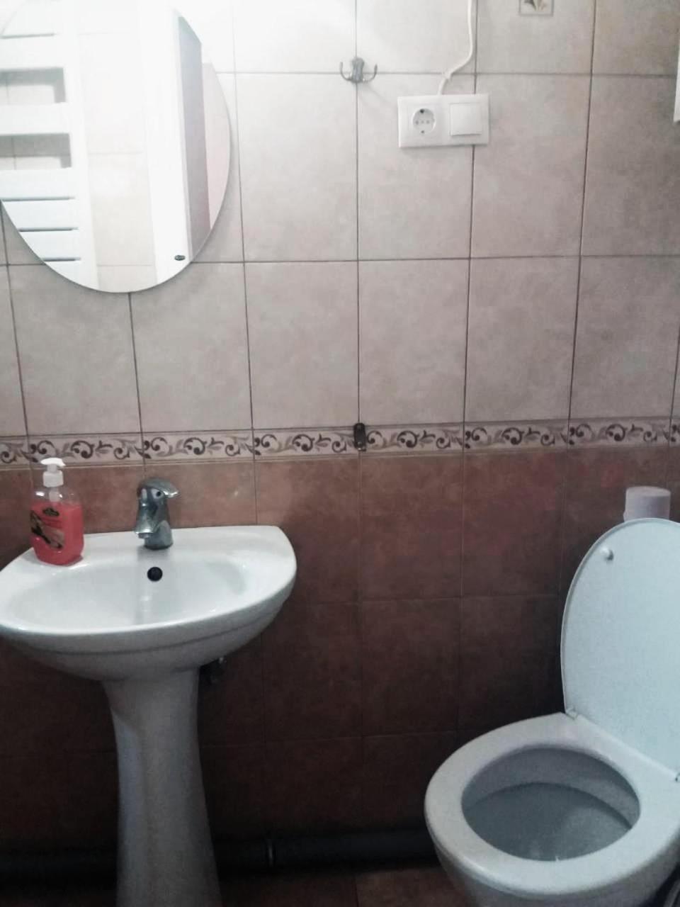 Cherry Hostel Lviv Dış mekan fotoğraf